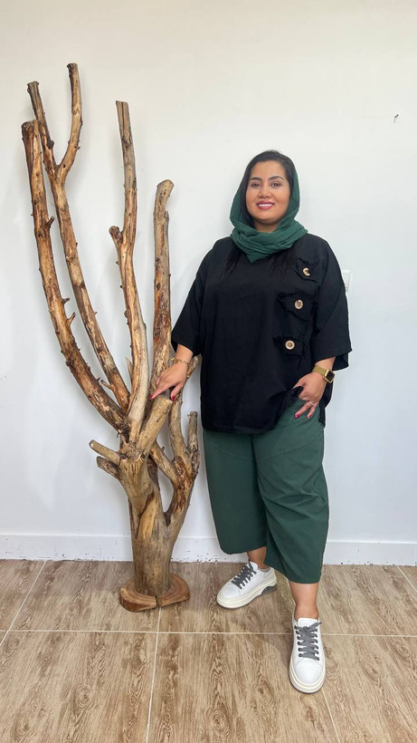 شومیز سه دکمه رنگ مشکی زنانه