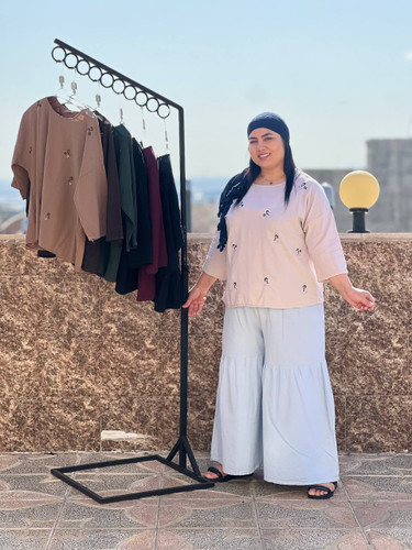 شومیز زنانه گلریز رنگ استخوانی